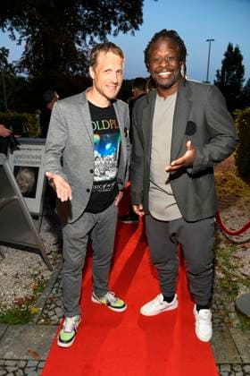 abb Oliver Pocher und Mola Adebisi zu Gast bei der Theater Premiere von Der eingebildet Kranke am 90.Geburtstag von Dieter Hallervorden im Schlosspark Theater 05.09.2025 in Berlin Berlin Deutschland