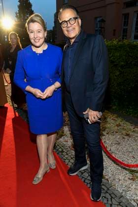 abb Franziska Giffey und Karsten Speck zu Gast bei der Theater Premiere von Der eingebildet Kranke am 90.Geburtstag von Dieter Hallervorden im Schlosspark Theater 05.09.2025 in Berlin Berlin Deutschland