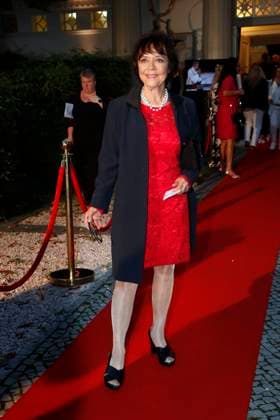 Simone Rethel bei der Pemiere Der eingebilkdet Kranke und dem 90. Geburtstag von Dieter Hallervorden im Schloßparktheater in Berlinam 5.9.2025