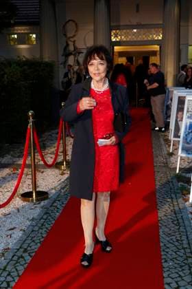 Simone Rethel bei der Pemiere Der eingebilkdet Kranke und dem 90. Geburtstag von Dieter Hallervorden im Schloßparktheater in Berlinam 5.9.2025