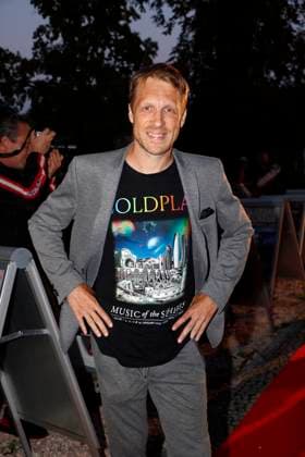 Oliver Pocher bei der Pemiere Der eingebilkdet Kranke und dem 90. Geburtstag von Dieter Hallervorden im Schloßparktheater in Berlinam 5.9.2025
