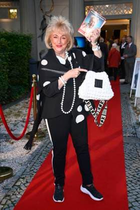 Stefanie Simon bei der Premiere des Theaterstücks Der eingebildet Kranke und 90. Geburtstag von Dieter Hallervorden im Schlosspark Theater. Berlin, 05.09.2025