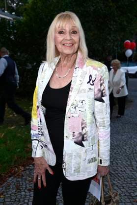Cindy Berger bei der Premiere des Theaterstücks Der eingebildet Kranke und 90. Geburtstag von Dieter Hallervorden im Schlosspark Theater. Berlin, 05.09.2025