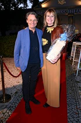 Wolfgang Bahro mit Eherau Barbara Bahro bei der Premiere des Theaterstücks Der eingebildet Kranke und 90. Geburtstag von Dieter Hallervorden im Schlosspark Theater. Berlin, 05.09.2025