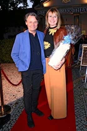 Wolfgang Bahro mit Eherau Barbara Bahro bei der Premiere des Theaterstücks Der eingebildet Kranke und 90. Geburtstag von Dieter Hallervorden im Schlosspark Theater. Berlin, 05.09.2025