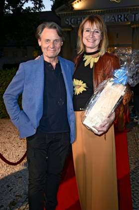 Wolfgang Bahro mit Eherau Barbara Bahro bei der Premiere des Theaterstücks Der eingebildet Kranke und 90. Geburtstag von Dieter Hallervorden im Schlosspark Theater. Berlin, 05.09.2025