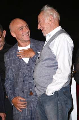 Mario Ramos und Dieter Hallervorden bei der Premiere des Theaterstücks Der eingebildet Kranke und 90. Geburtstag von Dieter Hallervorden im Schlosspark Theater. Berlin, 05.09.2025
