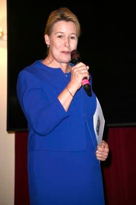 Franziska Giffey bei der Premiere des Theaterstücks Der eingebildet Kranke und 90. Geburtstag von Dieter Hallervorden im Schlosspark Theater. Berlin, 05.09.2025