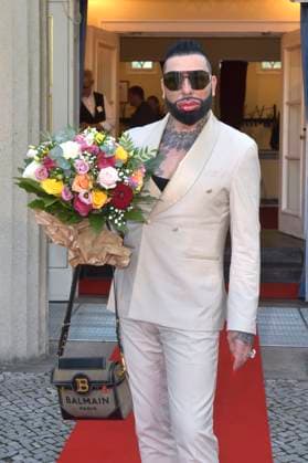 Harald Glööckler bei der Premiere des Theaterstücks Der eingebildet Kranke und 90. Geburtstag von Dieter Hallervorden im Schlosspark Theater. Berlin, 05.09.2025
