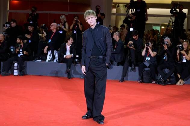 Enzo Brumm bei der Premiere des Kinofilms Silent Friend Stille Freundin auf der Biennale di Venezia 2025 82. Internationale Filmfestspiele von Venedig im Palazzo del Cinema. Venedig, 05.09.2025