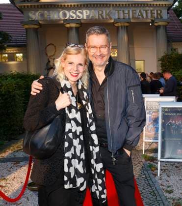 Melanie Kühn, Dirk Hetzel bei der Premiere Der eingebildet Kranke und 90. Geburtstag von Dieter Hallervorden im Schloßpark Theater Berlin.
