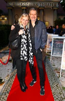 Melanie Kühn, Dirk Hetzel bei der Premiere Der eingebildet Kranke und 90. Geburtstag von Dieter Hallervorden im Schloßpark Theater Berlin.