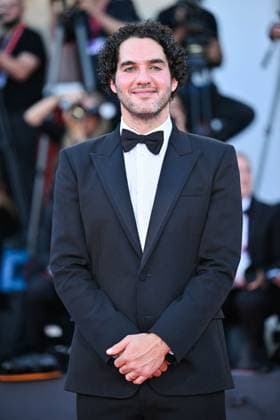 Venice Closing Red Carpet AM Benny Safdie attending the Closing Red Carpet of the 82nd Venice International Film Festival at the Lido in Venice, Italy on September 06, 2025. Photo by Aurore Marechal ABACAPRESS.COM Venice Italy  Copyright: xMarechalxAurore ABACAx