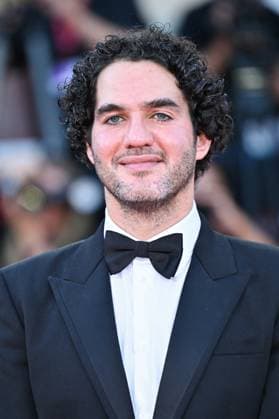 Venice Closing Red Carpet AM Benny Safdie attending the Closing Red Carpet of the 82nd Venice International Film Festival at the Lido in Venice, Italy on September 06, 2025. Photo by Aurore Marechal ABACAPRESS.COM Venice Italy  Copyright: xMarechalxAurore ABACAx