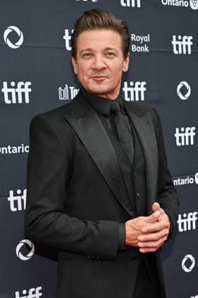 Toronto Wake Up Dead Man Screening Jeremy Renner attending the screening of the movie Wake Up Dead Man ahead of Toronto International Film Festival (TIFF) in Toronto, Canada on September 6, 2025. Photo by Julien Reynaud APS-Medias ABACAPRESS.COM Toronto Canada  Copyright: xReynaudxJulien APS-Medias ABACAx