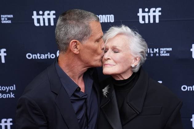 2025 Toronto International Film Festival - Wake Up Dead Man: A Knives Out Mystery TORONTO, CANADA - SEPTEMBER 6 : Josh Brolin (L) and Glenn Close (R) attend the premiere of ‘Wake Up Dead Man: A Knives Out Mystery’ during the 2025 Toronto International Film Festival at Princess of Wales Theatre in Toronto, Ontario, Canada on September 6, 2025. Mert Alper Dervis Anadolu Ontario Canada. Editorial use only. Please get in touch for any other usage.  Copyright: x2025xAnadoluxMertxAlperxDervisx
