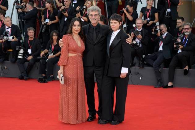 Closing ceremony red carpet in Venice Lido, Italy - 06 Sep 2025 Erige Sehiri (l), Silvio Soldini (c) and Charlotte Wells (r) attend the closing ceremony red carpet of 82nd Venice Film Festival in Venice Lido at Palazzo del Cinema. Venice Lido Italy Copyright: xMarioxCartellix xSOPAxImagesx _DSC7798