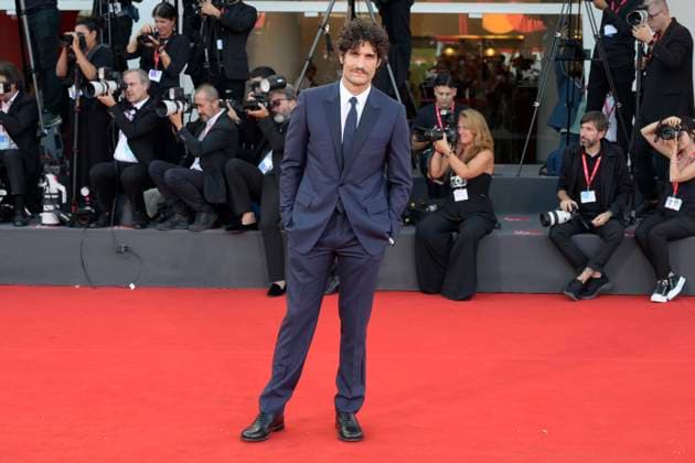 Closing ceremony red carpet in Venice Lido, Italy - 06 Sep 2025 Louis Garrel attends the closing ceremony red carpet of 82nd Venice Film Festival in Venice Lido at Palazzo del Cinema. Venice Lido Italy Copyright: xMarioxCartellix xSOPAxImagesx _DSC7850