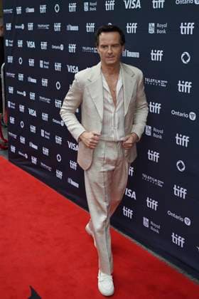 2025 Toronto International Film Festival - Wake Up Dead Man: A Knives Out Mystery Premiere Andrew Scott attends the red carpet for the ˜Wake Up Dead Man: A Knives Out Mystery™ premiere during the 2025 Toronto International Film Festival at Princess of Wales Theatre. on September 6, 2025 in Toronto, Canada. (Photo by Leonardo Ramirez Eyepix Group) Copyright: xLeonardoxRamirez xEyepixxGroupx LR_06092025_167949
