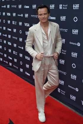 2025 Toronto International Film Festival - Wake Up Dead Man: A Knives Out Mystery Premiere Andrew Scott attends the red carpet for the ˜Wake Up Dead Man: A Knives Out Mystery™ premiere during the 2025 Toronto International Film Festival at Princess of Wales Theatre. on September 6, 2025 in Toronto, Canada. (Photo by Leonardo Ramirez Eyepix Group) Copyright: xLeonardoxRamirez xEyepixxGroupx LR_06092025_167950