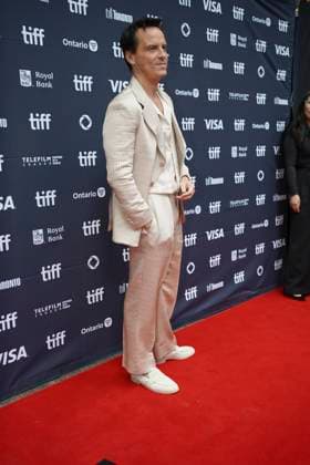 2025 Toronto International Film Festival - Wake Up Dead Man: A Knives Out Mystery Premiere Andrew Scott attends the red carpet for the ˜Wake Up Dead Man: A Knives Out Mystery™ premiere during the 2025 Toronto International Film Festival at Princess of Wales Theatre. on September 6, 2025 in Toronto, Canada. (Photo by Leonardo Ramirez Eyepix Group) Copyright: xLeonardoxRamirez xEyepixxGroupx LR_06092025_167968