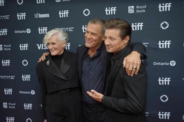 2025 Toronto International Film Festival - Wake Up Dead Man: A Knives Out Mystery Premiere (L-R) Glenn Close, Josh Brolin and Jeremy Renner, attend the red carpet for the ˜Wake Up Dead Man: A Knives Out Mystery™ premiere during the 2025 Toronto International Film Festival at Princess of Wales Theatre. on September 6, 2025 in Toronto, Canada. (Photo by Leonardo Ramirez Eyepix Group) Copyright: xLeonardoxRamirez xEyepixxGroupx LR_06092025_167837