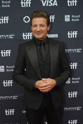 2025 Toronto International Film Festival - Wake Up Dead Man: A Knives Out Mystery Premiere Jeremy Renner attends the red carpet for the ˜Wake Up Dead Man: A Knives Out Mystery™ premiere during the 2025 Toronto International Film Festival at Princess of Wales Theatre. on September 6, 2025 in Toronto, Canada. (Photo by Leonardo Ramirez Eyepix Group) Copyright: xLeonardoxRamirez xEyepixxGroupx LR_06092025_167770