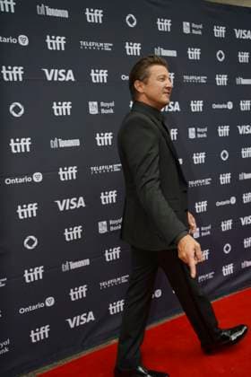 2025 Toronto International Film Festival - Wake Up Dead Man: A Knives Out Mystery Premiere Jeremy Renner attends the red carpet for the ˜Wake Up Dead Man: A Knives Out Mystery™ premiere during the 2025 Toronto International Film Festival at Princess of Wales Theatre. on September 6, 2025 in Toronto, Canada. (Photo by Leonardo Ramirez Eyepix Group) Copyright: xLeonardoxRamirez xEyepixxGroupx LR_06092025_167775