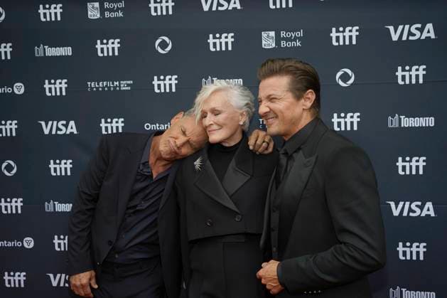 2025 Toronto International Film Festival - Wake Up Dead Man: A Knives Out Mystery Premiere (L-R) Glenn Close, Josh Brolin and Jeremy Renner, attend the red carpet for the ˜Wake Up Dead Man: A Knives Out Mystery™ premiere during the 2025 Toronto International Film Festival at Princess of Wales Theatre. on September 6, 2025 in Toronto, Canada. (Photo by Leonardo Ramirez Eyepix Group) Copyright: xLeonardoxRamirez xEyepixxGroupx LR_06092025_167842
