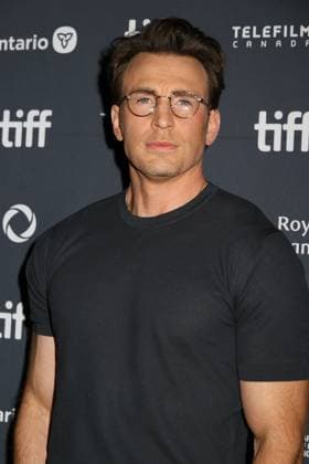 50eme Festival du Film de Toronto 06 Septembre 2025 50th Toronto International Film Festival Red carpet of the film Sacrifice Chris Evans 448402 2025 09 06 Toronto Canada  Copyright: xIsabellexVautierx xStarfacex STAR_448402_061