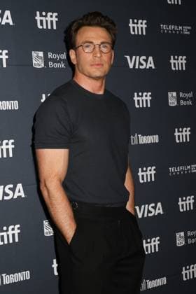 50eme Festival du Film de Toronto 06 Septembre 2025 50th Toronto International Film Festival Red carpet of the film Sacrifice Chris Evans 448402 2025 09 06 Toronto Canada  Copyright: xIsabellexVautierx xStarfacex STAR_448402_063