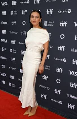 50eme Festival du Film de Toronto 06 Septembre 2025 50th Toronto International Film Festival Red carpet of the film Wake up dead man a knives out mystery Mila Kunis 448402 2025 09 06 Toronto Canada  Copyright: xIsabellexVautierx xStarfacex STAR_448402_120