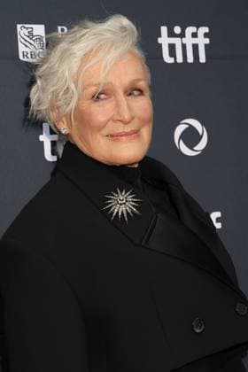 50eme Festival du Film de Toronto 06 Septembre 2025 50th Toronto International Film Festival Red carpet of the film Wake up dead man a knives out mystery Glenn Close 448402 2025 09 06 Toronto Canada  Copyright: xIsabellexVautierx xStarfacex STAR_448402_160
