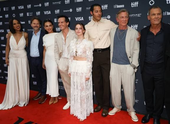 50eme Festival du Film de Toronto 06 Septembre 2025 50th Toronto International Film Festival Red carpet of the film Wake up dead man a knives out mystery Kerry Washington, Ram Bergman, Mila Kunis, Andrew Scott, Cailee Spaeny, Daryl McCormack, Daniel Craig and Josh Brolin 448402 2025 09 06 Toronto Canada  Copyright: xIsabellexVautierx xStarfacex STAR_448402_199