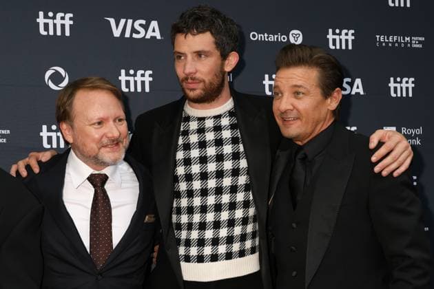 50eme Festival du Film de Toronto 06 Septembre 2025 50th Toronto International Film Festival Red carpet of the film Wake up dead man a knives out mystery Rian Johnson, Josh O Connor and Jeremy Renner 448402 2025 09 06 Toronto Canada  Copyright: xIsabellexVautierx xStarfacex STAR_448402_200