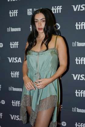 2025 Toronto International Film Festival - Sacrifice Premiere Charli XCX attends the red carpet for the ˜Sacrifice™ premiere during the 2025 Toronto International Film Festival at Princess of Wales Theatre. on September 6, 2025 in Toronto, Canada. (Photo by Leonardo Ramirez Eyepix Group) Copyright: xLeonardoxRamirez xEyepixxGroupx LR_06092025_168147