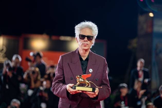 2025 Winners Photocall - The 82nd Venice International Film Festival Jim Jarmusch poses with the Golden Lion for Best Film for Father Mother Sister Brother during the winners photocall at the 82nd Venice International Film Festival in Venice, Italy, on September 6, 2025. Venice Italy  Copyright: xLucaxCarlinox originalFilename: carlino-notitle250906_npY8E.jpg