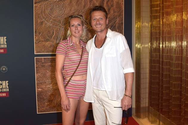 Roman Knizka mit Freundin Franziska Hippe bei der Premiere des Kinofilms ˜Maria Reiche: Das Geheimnis der Nazca-Linien Lady Nazca˜ im Delphi Filmpalast. Berlin, 07.09.2025