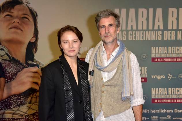 Devrim Lingnau Islamoglu und Damien Dorsaz bei der Premiere des Kinofilms ˜Maria Reiche: Das Geheimnis der Nazca-Linien Lady Nazca˜ im Delphi Filmpalast. Berlin, 07.09.2025