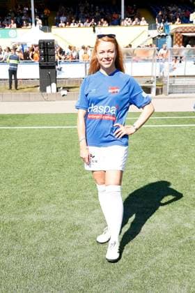 Esther Roling beim Benefiz Fussballspiel Kicken mit Herz zugunsten der Kinder Herzstation der Universitaetsklinik Eppendorf (UKE) am 7.09.2025 in Hamburg Kicken mit Herz 2025 Benefiz Event in Hamburg