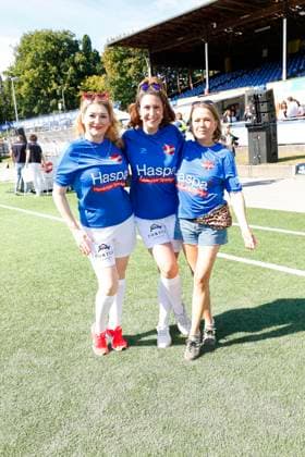 Sandra Quadflieg, Madita von Huelsen und Nova Meierhenrich beim Benefiz Fussballspiel Kicken mit Herz zugunsten der Kinder Herzstation der Universitaetsklinik Eppendorf (UKE) am 7.09.2025 in Hamburg Kicken mit Herz 2025 Benefiz Event in Hamburg
