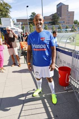 Patrick Abozen beim Benefiz Fussballspiel Kicken mit Herz zugunsten der Kinder Herzstation der Universitaetsklinik Eppendorf (UKE) am 7.09.2025 in Hamburg Kicken mit Herz 2025 Benefiz Event in Hamburg