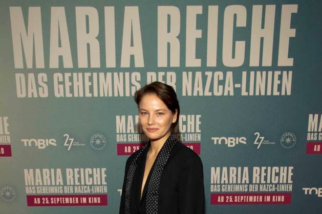 abb Damien Dorsaz Schauspielerin zu Gast auf dem roten Teppich bei der Premiere des Kino Films Maria Reiche Das Geheimnis der Nazca Linien im Delphi Filmpalast am 07.09.2025 in Berlin Berlin Deutschland