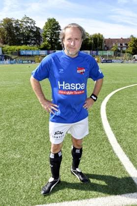 Bjarne Mädel beim Kicken mit Herz im STADION HOHELUFT in Hamburg am 07.09.2025