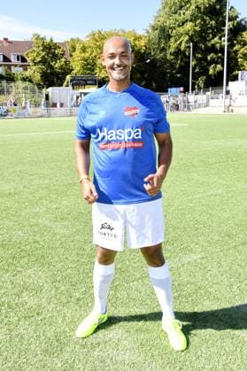 Patrick Abozen beim Kicken mit Herz im STADION HOHELUFT in Hamburg am 07.09.2025