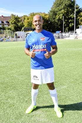 Patrick Abozen beim Kicken mit Herz im STADION HOHELUFT in Hamburg am 07.09.2025
