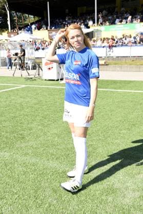 Esther Roling beim Kicken mit Herz im STADION HOHELUFT in Hamburg am 07.09.2025