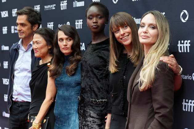 September 7, 2025, Toronto, On, CAN: Angelina Jolie, right to left, Alice Winocour, Anyier Anei, Ella Rumpf, Zhang Xin and Charles Gillibert pose on the red carpet to promote the film Couture at the Toronto International Film Festival, in Toronto, Sunday, Sept. 7, 2025. Toronto CAN - ZUMAc35_ 20250907_zaf_c35_058 Copyright: xChrisxYoungx