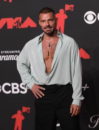 September 7, 2025, Elmont, New York, USA: Ricky Martin attends the 2025 MTV Video Music Awards, VMAs, at UBS Arena in Elmont, New York, USA, on 07 September 2025. Photo: Elmont USA - ZUMAm179 20250907_zep_m179_007 Copyright: xAlecxMichaelx
