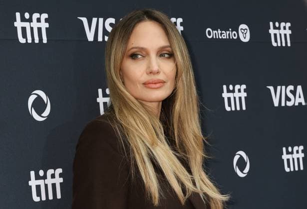 50eme Festival du Film de Toronto September 7, 2025 50th Toronto International Film Festival Red carpet of the film Couture Angelina Jolie 448426 2025 09 07 Toronto Canada  Copyright: xIsabellexVautierx xStarfacex STAR_448426_173